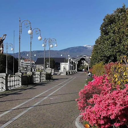 C'Era Una Volta Verbania Інтра Екстер'єр фото